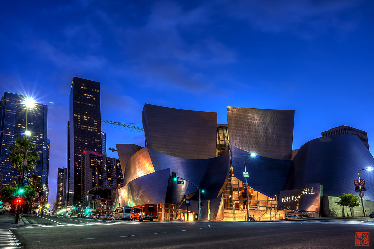 Disney_Hall01.jpg