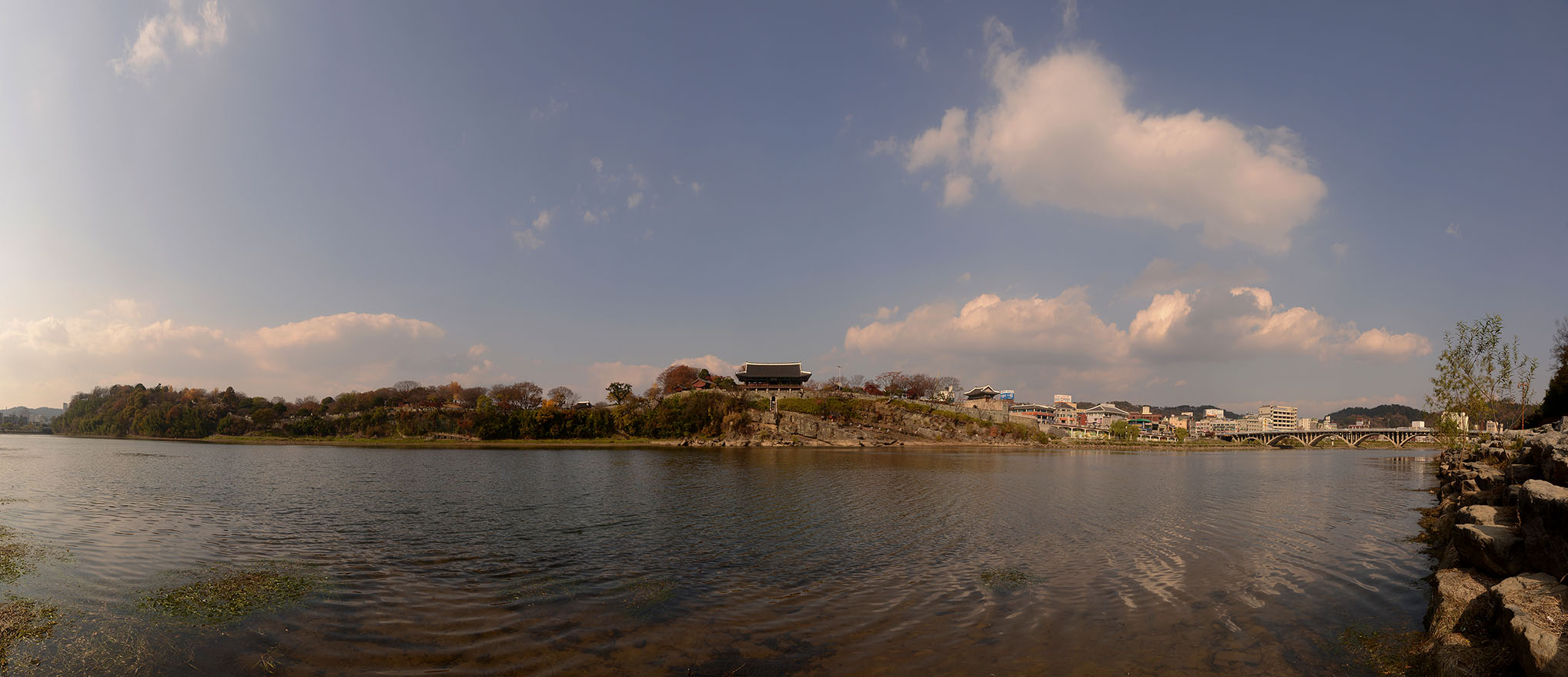 W-141117-_Panorama2-C.jpg