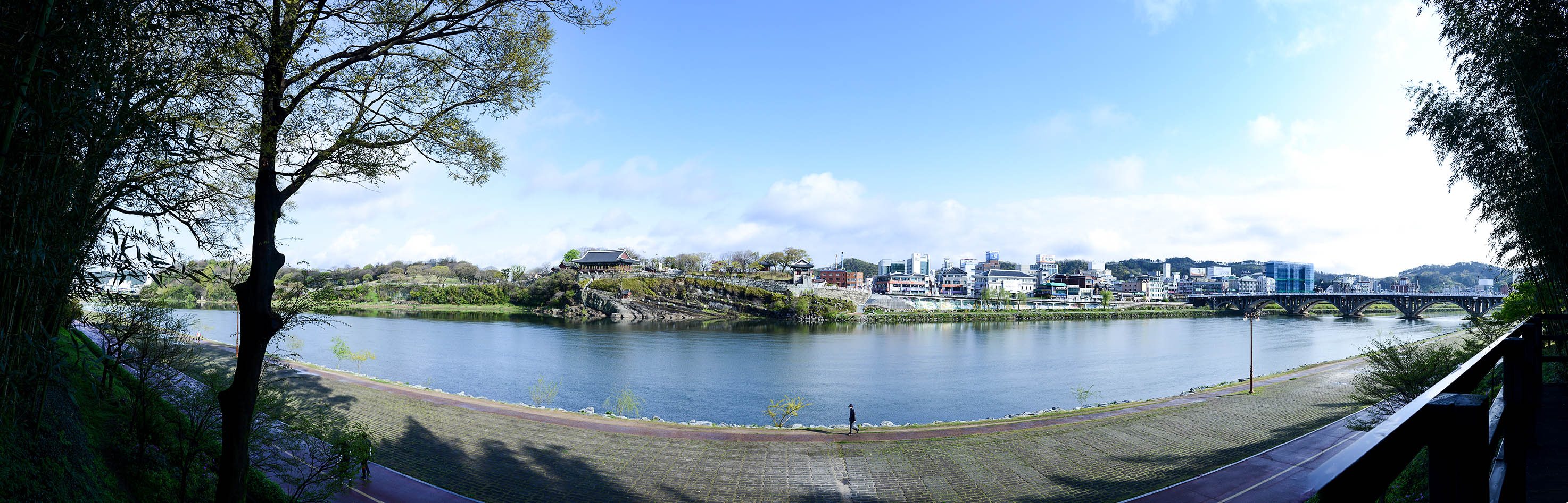 W-150414-_Panorama1.jpg