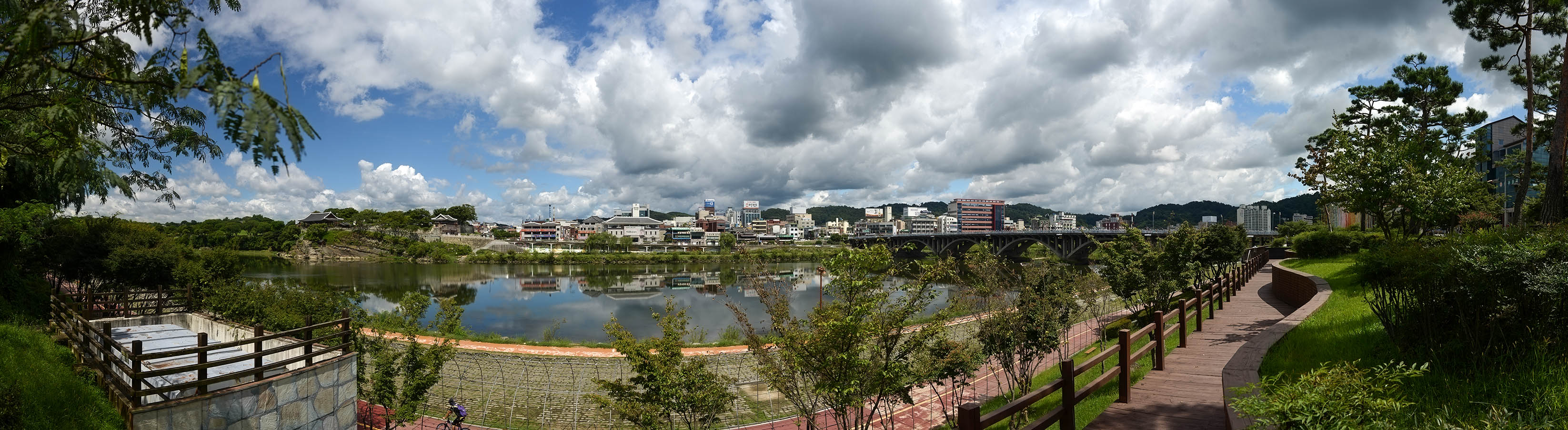 W-150826-_Panorama-1.jpg