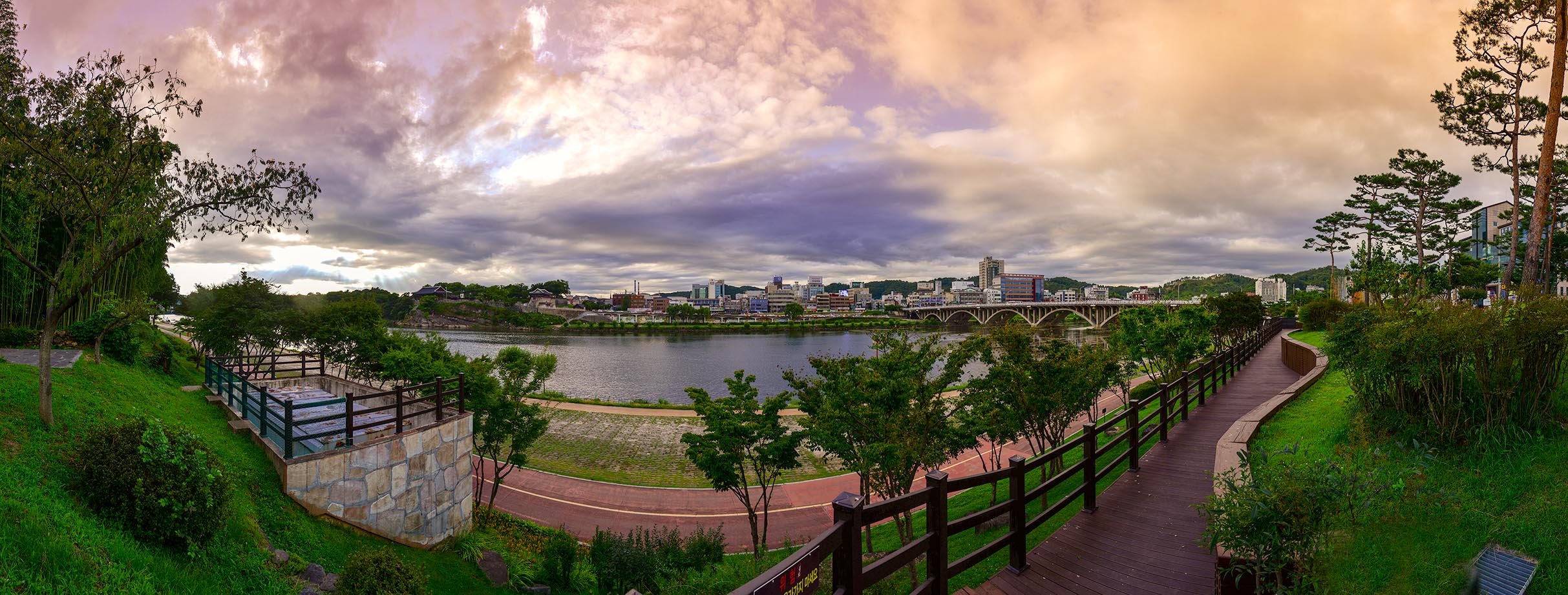 W-190711-_Panorama-4-2.jpg