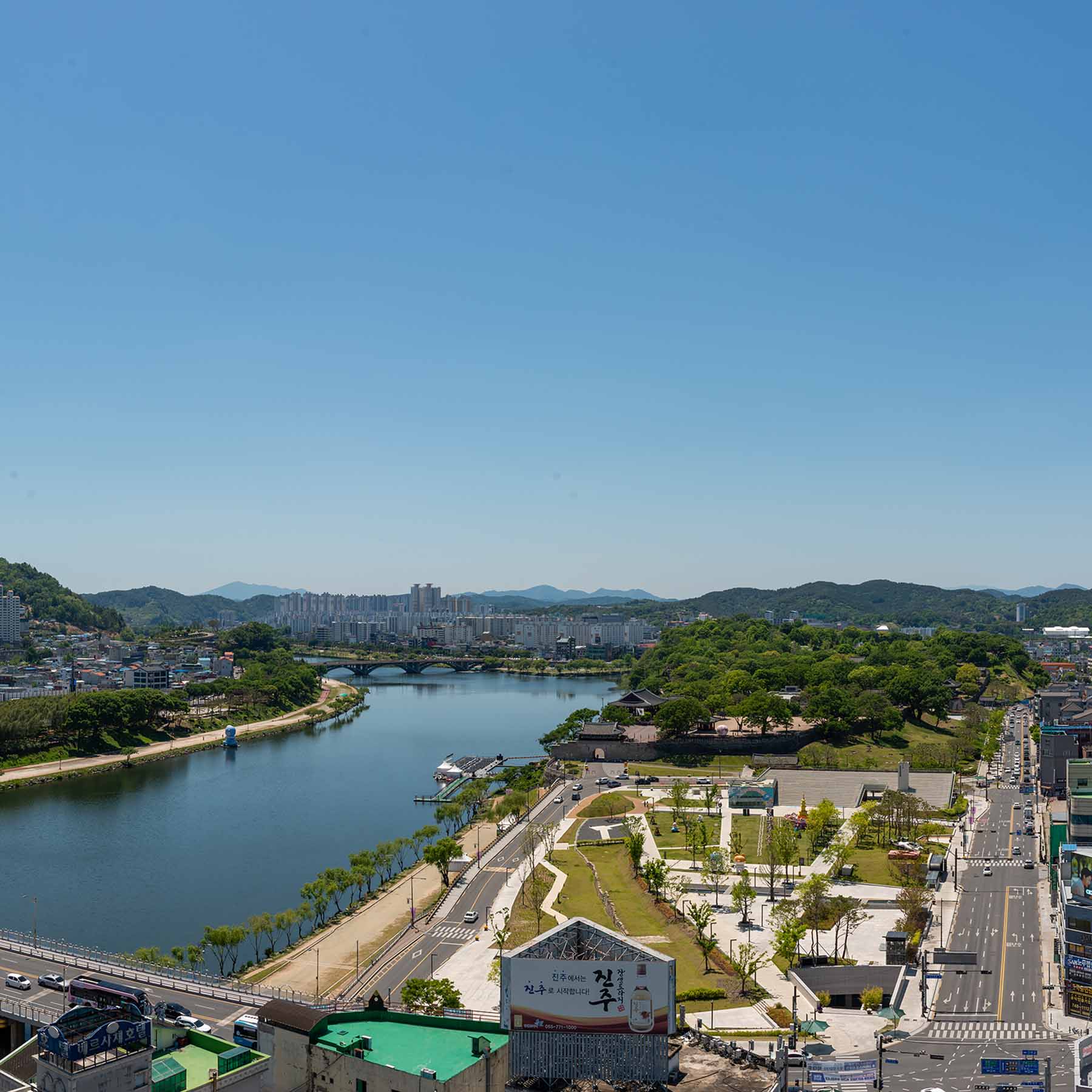 W-260509-2-35-Pano-C-7.jpg